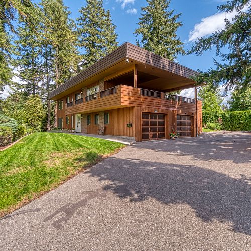 New listing SE Kelowna
